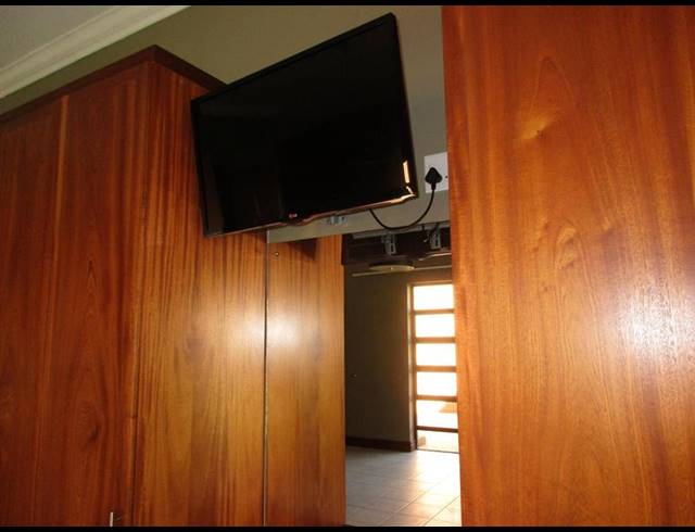 1 BEDROOM PROPERTY TO RENT IN RETIRE AT MIDSTREAM